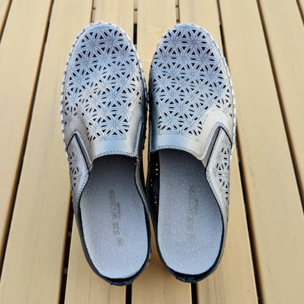 Ilse Jacobsen Hornbaek Tulip Perforated Silver Slip On Flat Mules